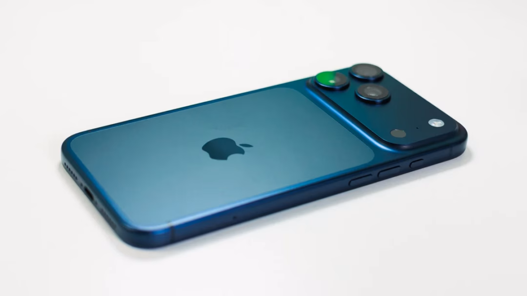 iPhone 18 Pro Max được kỳ vọng sẽ sở hữu viên pin lớn nhất trong lịch sử Apple. Ảnh: PhoneArena