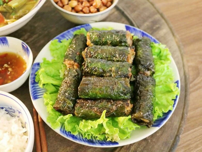 Cách cuộn chả lá lốt tròn đều và đẹp mắt