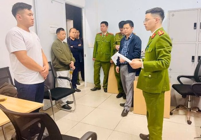 Công an Bắc Ninh khởi tố các đối tượng trục lợi thông qua việc xuất hóa đơn khống từ dịch vụ cung ứng lao động. Ảnh: CACC.