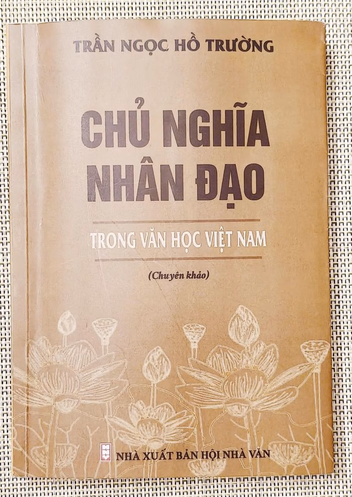 Cuốn sách là tâm huyết nghiên cứu về những giá trị nhân văn trong văn học dân tộc
