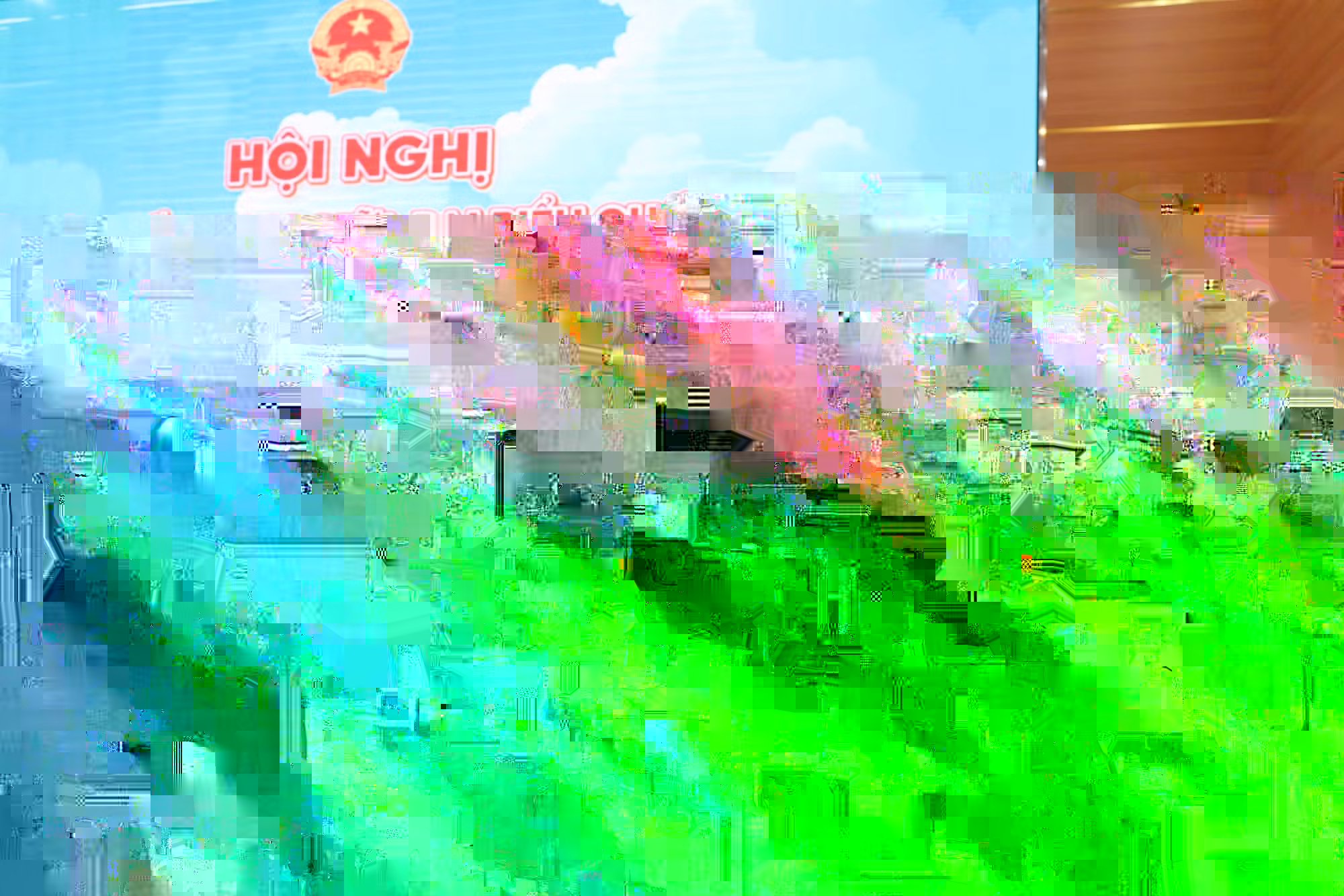 Đại diện các sở, ngành, đơn vị trả lời, giải đáp những kiến nghị của trẻ em