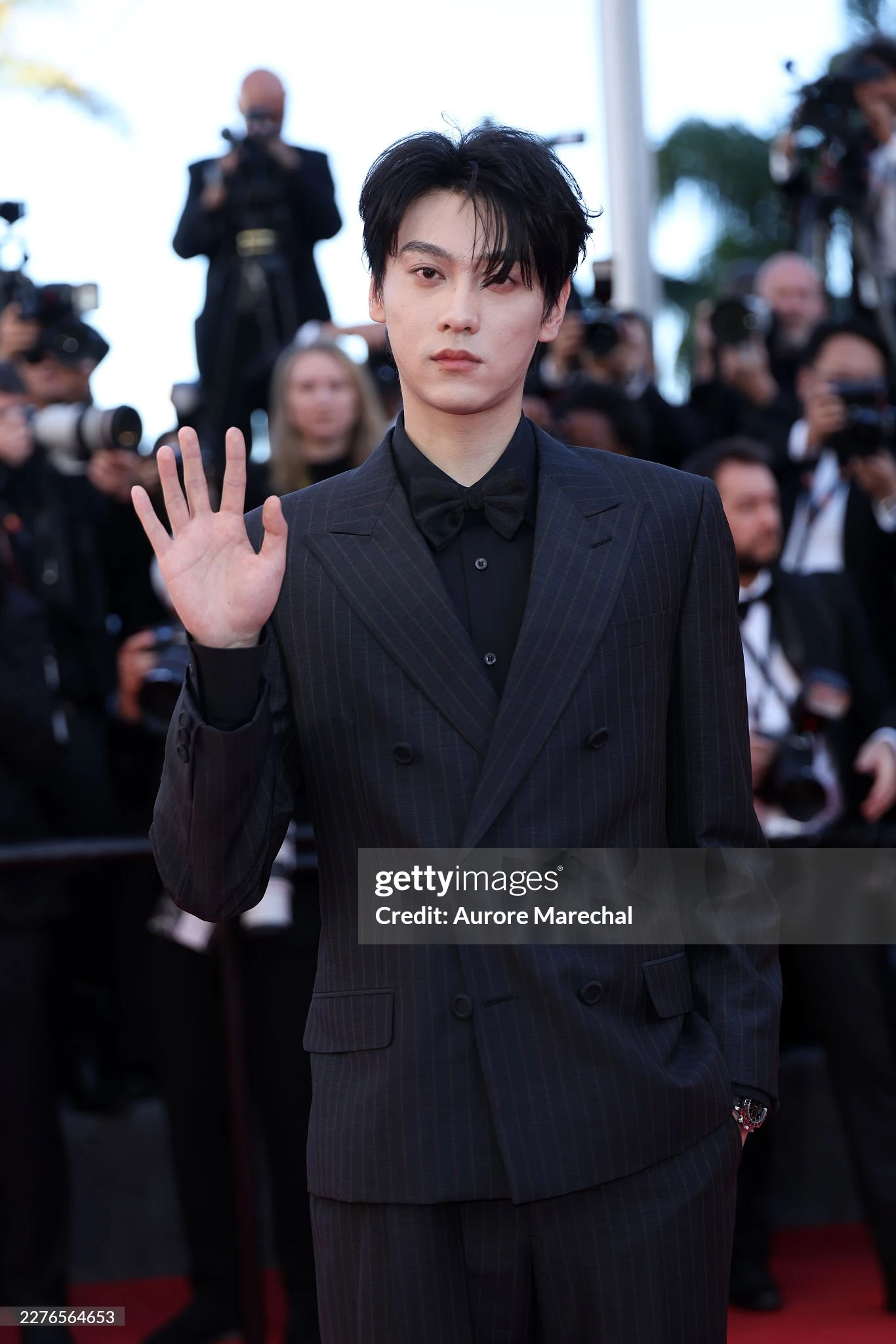 Sự thiếu kinh nghiệm khiến nam diễn viên có phần gượng gạo. Ảnh: Getty Images