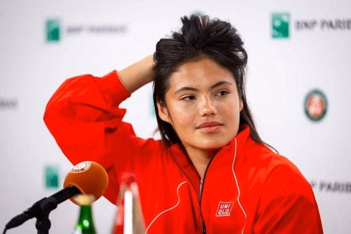 Emma Raducanu tự tin về khả năng cạnh tranh tại giải Grand Slam đất nện sau khi hồi phục thể lực.