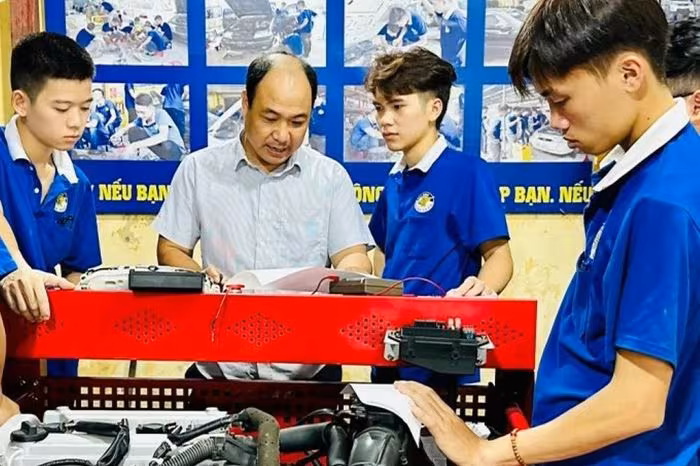 Giáo dục nghề nghiệp: Thu hẹp khoảng cách giữa đào tạo và nhu cầu tuyển dụng