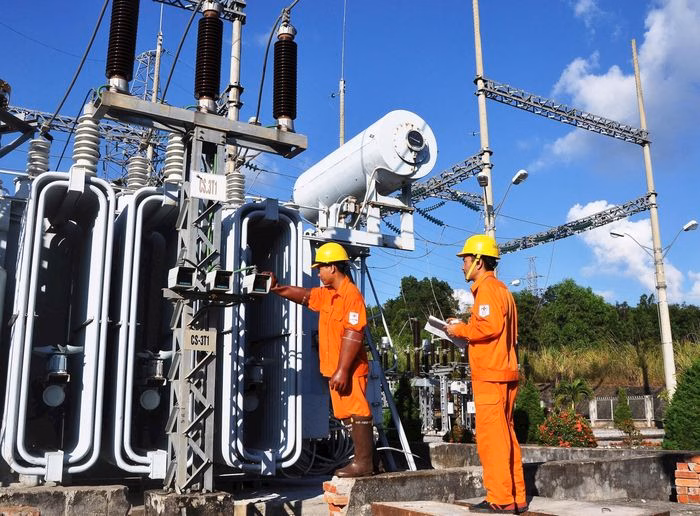 Phát triển điện mặt trời áp mái kết hợp hệ thống lưu trữ BESS là xu thế tất yếu để tự chủ năng lượng. Ảnh: Phạm Hùng
