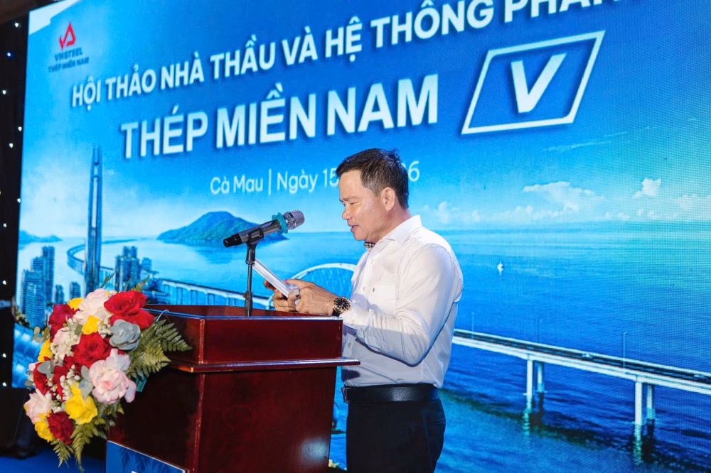 Ông Phạm Văn Kiệt - Giám đốc Công ty TNHH Thương mại - Sản xuất - Xây dựng Tuấn Kiệt phát biểu tại hội thảo