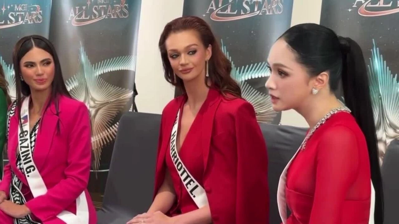 Hương Giang trong vòng phỏng vấn kín. Video: Facebook Hương Giang