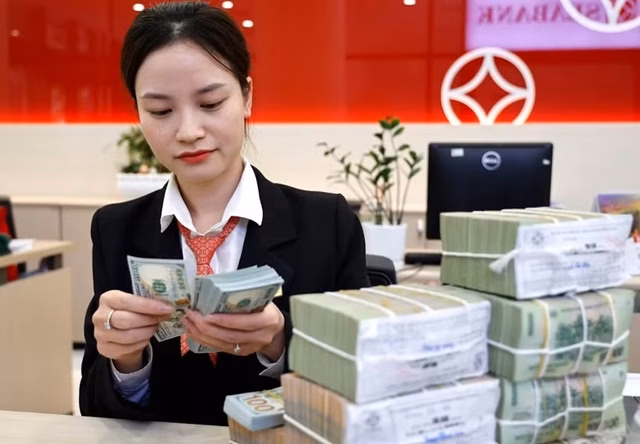 Mục tiêu tổng thu ngân sách nhà nước giai đoạn 2026-2030 dự kiến đạt khoảng 16,4 triệu tỷ đồng. (Ảnh: Vietnam+)