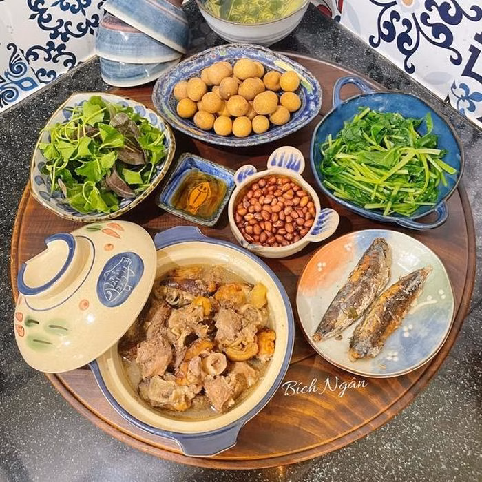 Mâm cơm 3: Chú trọng vào các món rau xanh và protein sạch