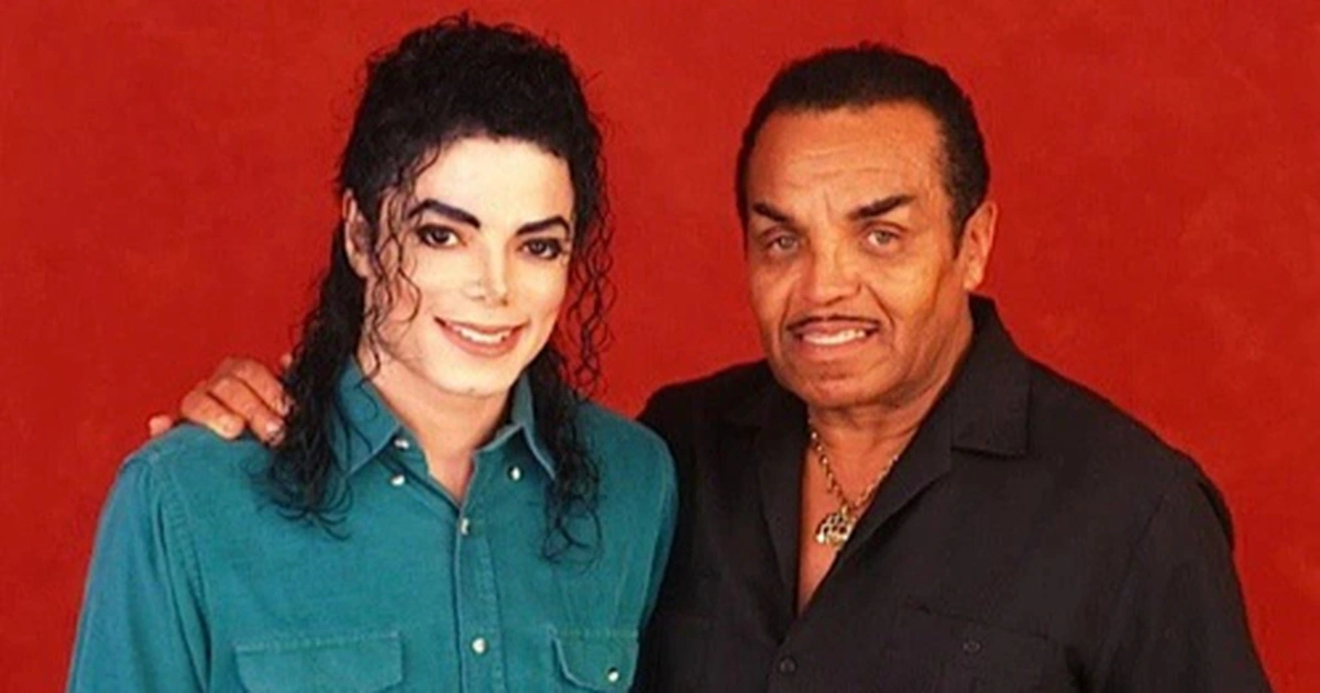 Người cha hà khắc khiến Michael Jackson vừa biết ơn vừa sợ hãi suốt đời