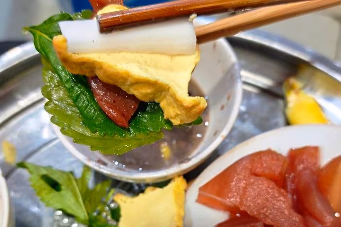 Người Hà Nội hối hả đi ăn món ăn đặc sản này vì sợ hết