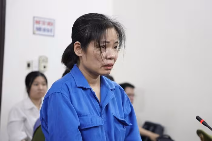Nữ giúp việc bạo hành cụ bà ngồi xe lăn bị tuyên 2 năm tù