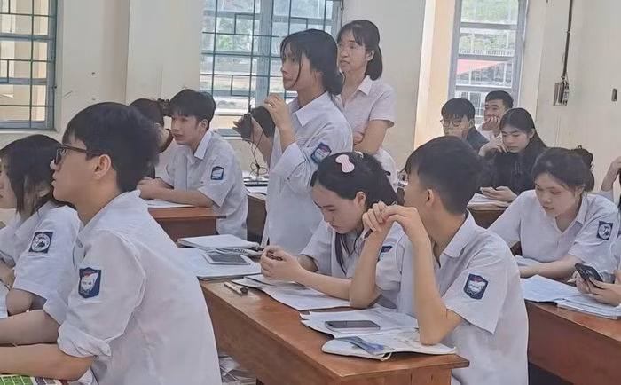 Việc rèn luyện kỹ năng xử lý vấn đề và giữ tâm lý ổn định là yếu tố then chốt giúp học sinh đạt kết quả cao trong các kỳ thi tư duy.
