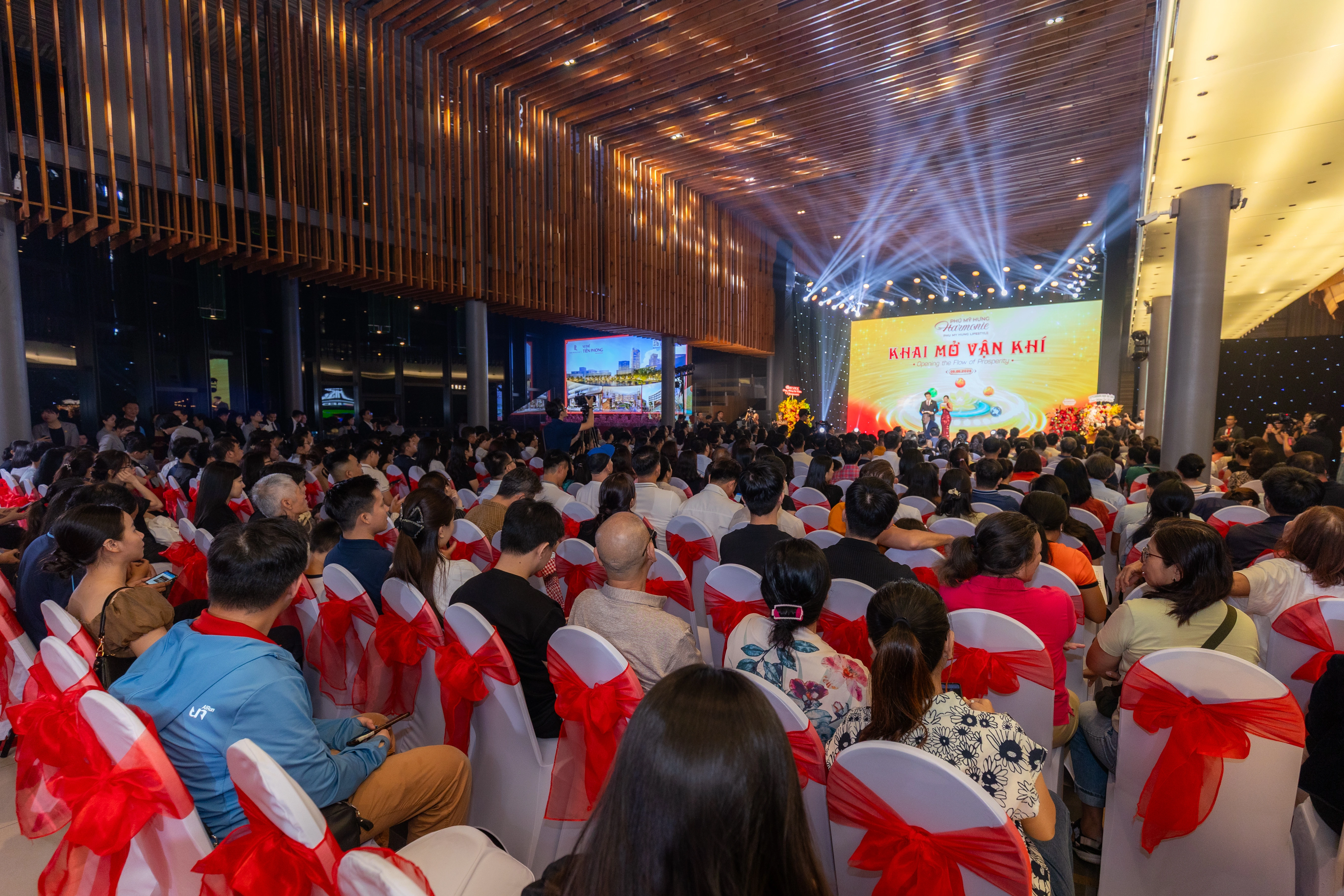 Sự kiện “Khai mở vận khí Harmonie” thu hút hơn 500 khách hàng tham gia, minh chứng cho sức nóng của dự án (Ảnh: CĐT).