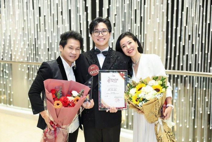 Tấn Đạt khẳng định thực lực tại các sân chơi âm nhạc chuyên nghiệp.