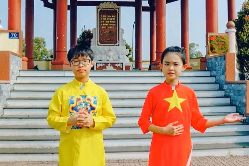 Sự kết hợp giữa trải nghiệm thực tế và cảm xúc chân thật giúp câu chuyện lịch sử trở nên gần gũi hơn với giới trẻ. Ảnh: Trương Định
