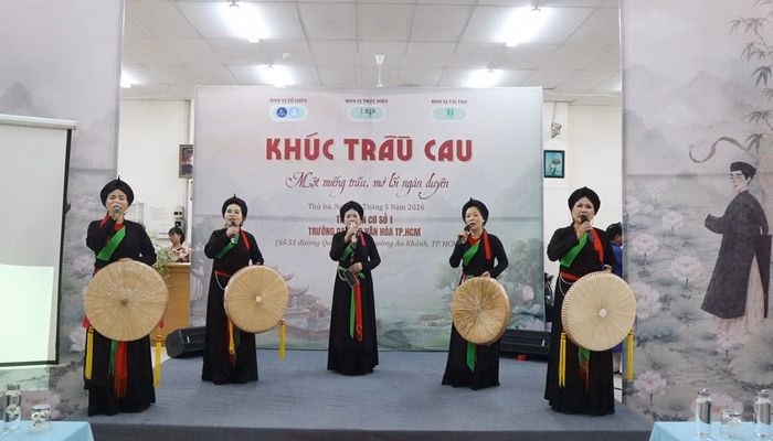 Trao học bổng cho sinh viên