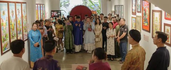 Không gian đối thoại giữa quá khứ và hiện tại tại triển lãm Nam Sử Họa Kiếng.