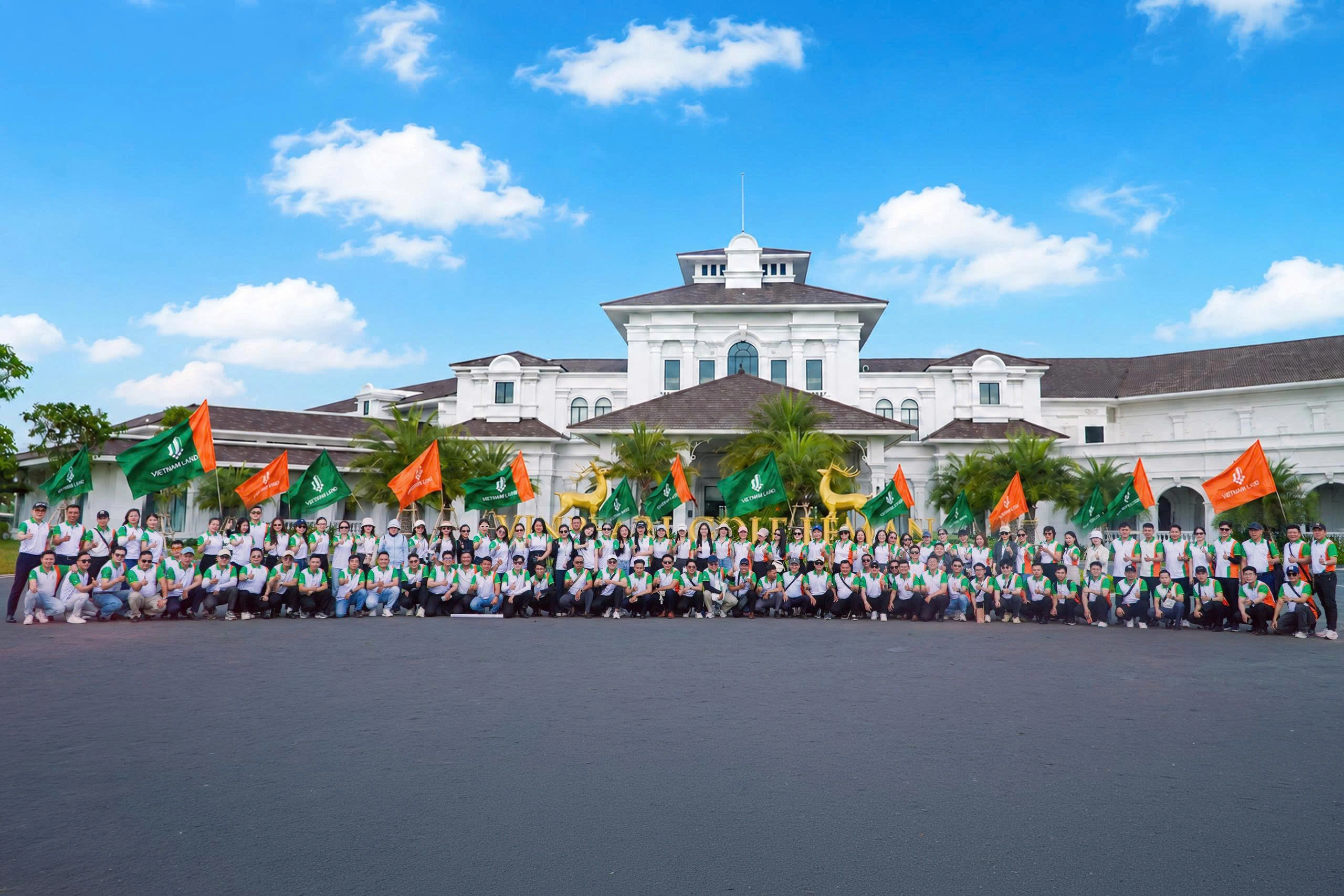 Đội ngũ thực chiến Vietnam Land am hiểu thị trường (Ảnh: Vietnam Land).