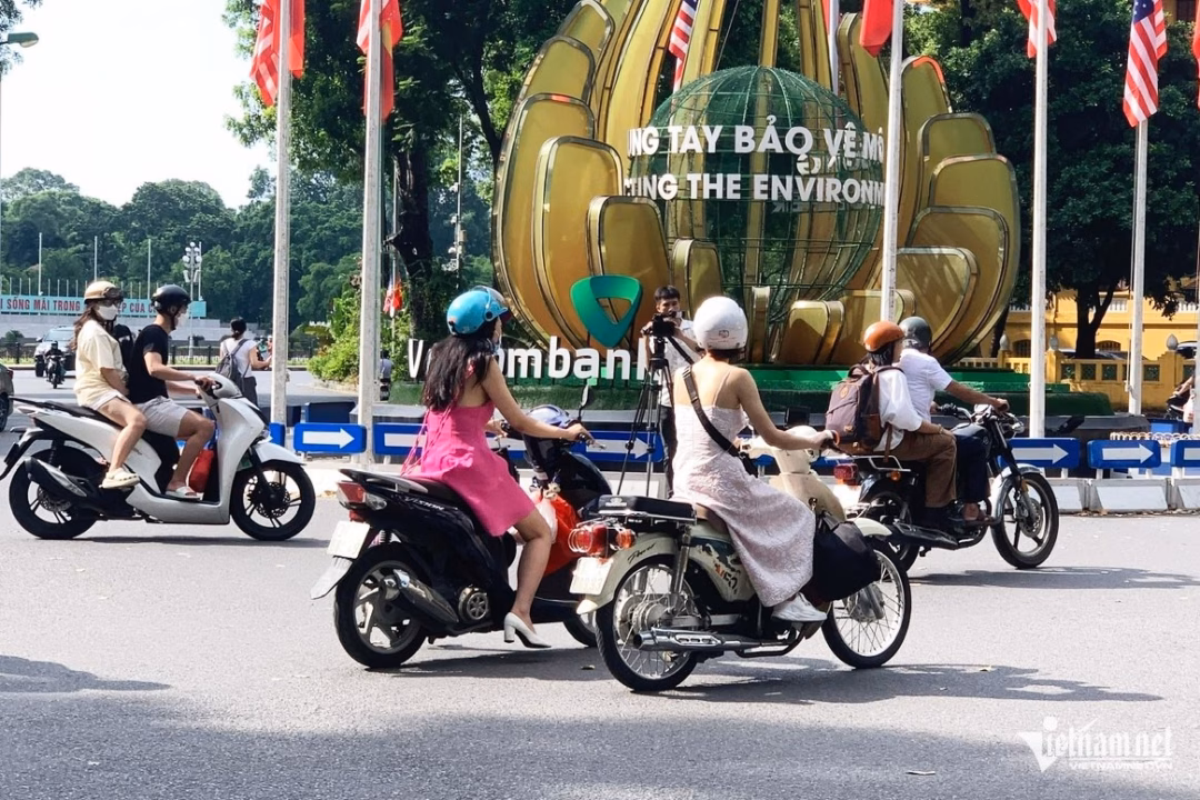 Di chuyển quãng ngắn trong phố khiến động cơ thường xuyên ở trạng thái "nguội", làm tăng mức tiêu thụ xăng.