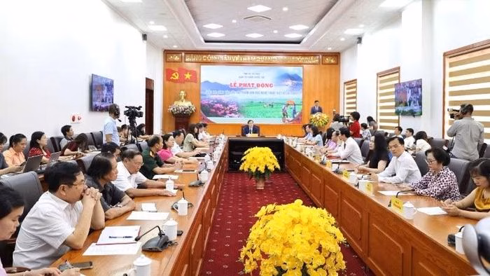 Ban tổ chức phát động cuộc thi sáng tác, quảng bá tác phẩm văn học, nghệ thuật viết về Lai Châu.