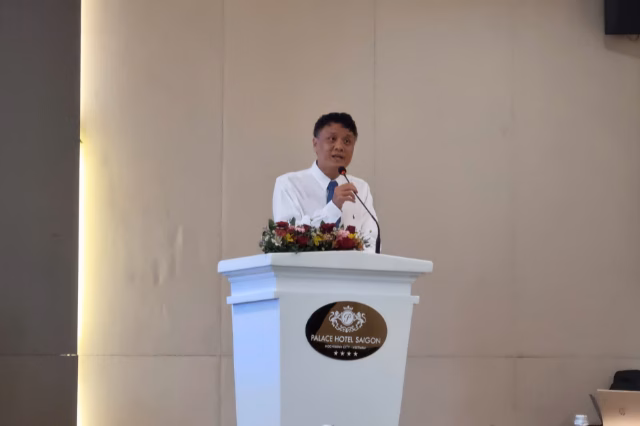 Ông Nguyễn Khánh Linh phát biểu tại đại hội - Ảnh: Huy Khải