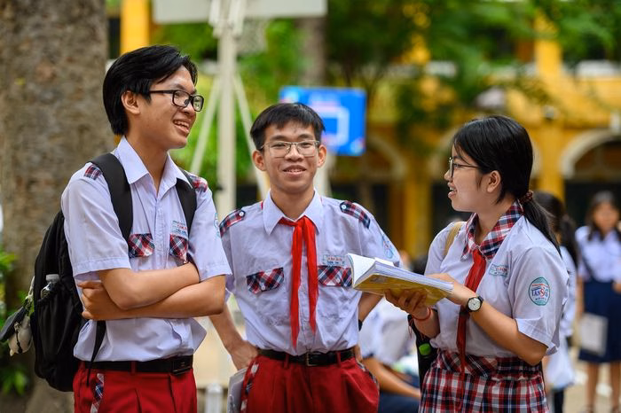 Học sinh dự thi lớp 10 tại TP.HCM. Ảnh: Thái An.
