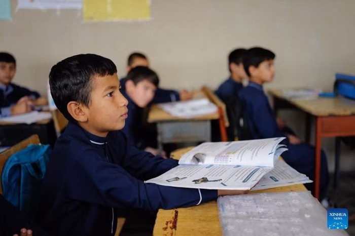 Học sinh tại một trường tiểu học tư thục ở Kabul, Afghanistan. Ảnh: Tân Hoa xã