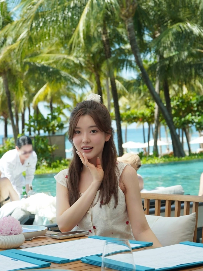 Jo Soo Min rạng rỡ tại Phú Quốc. Ảnh: Instagram