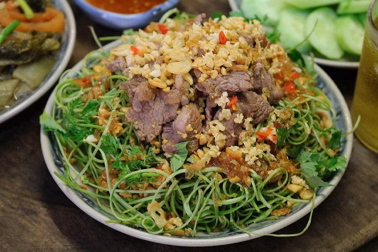 Món nộm rau muống thịt bò hoàn chỉnh